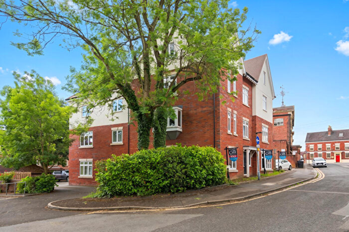 2 Bedroom Apartment For Sale In Flat, Mill House Midland Drive Sutton Coldfield, B72