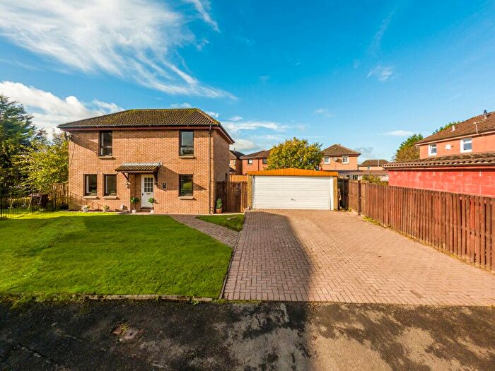 3 Bedroom Detached House For Sale In Westerkirk Drive, Summerston, Glasgow, G23