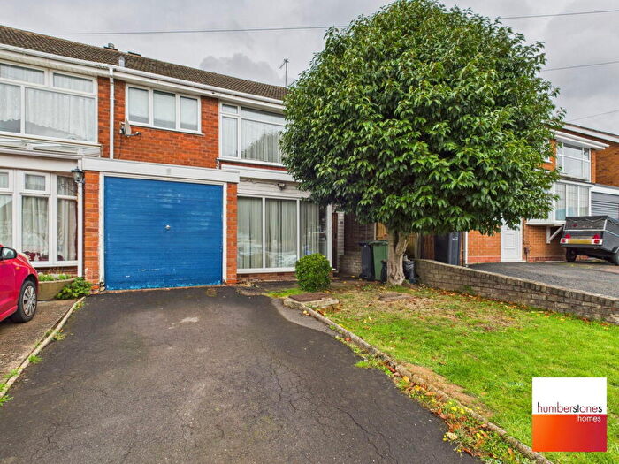 3 Bedroom Semi-Detached House To Rent In Acorn Road, Halesowen, B62