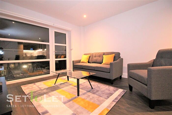 1 Bedroom Flat For Sale In Aria Apartments, Chatham Street, Leicester, LE1