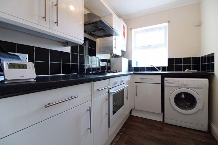 1 Bedroom Flat For Sale In Great Investment On High Town Road, LU2