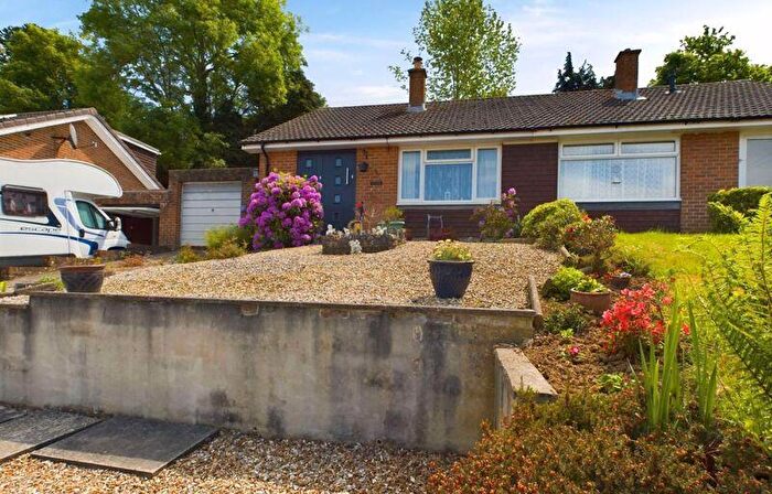 2 Bedroom Bungalow For Sale In Alder Grove, Forest Hill, Yeovil, BA20