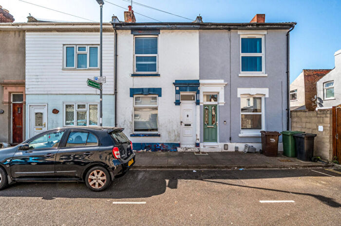 2 Bedroom Terraced House For Sale In Lower Brookfield Road, Portsmouth, Hampshire, PO1