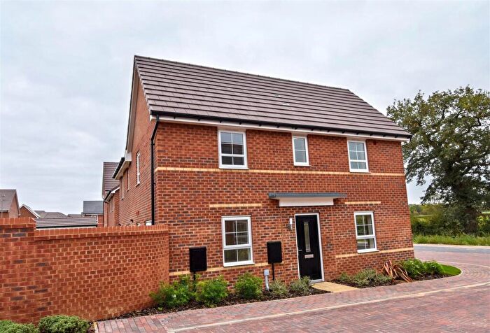3 Bedroom Semi-Detached House To Rent In Quimby Rise, Eaton Leys, MK17