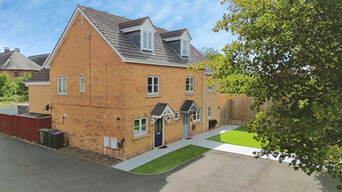 4 Bedroom Semi Detached House For Sale In Rye Close, Sleaford, NG34