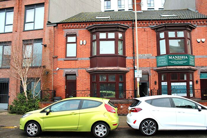 2 Bedroom Flat To Rent In Western Road, West End, Leicester, LE3