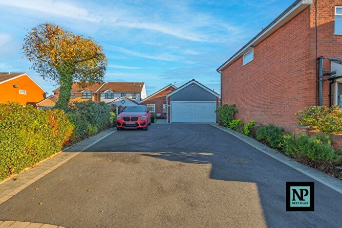 3 Bedroom Detached Bungalow For Sale In Whitehouse Road, Dordon, B78