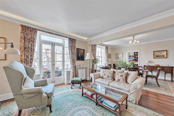 3 Bedroom Flat For Sale In Garden Court, Garden Road, St John's Wood, London, NW8