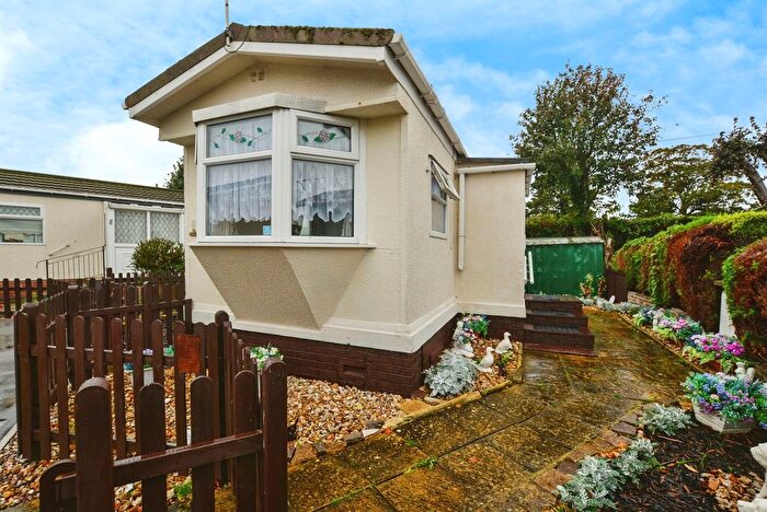 1 Bedroom Mobile/park Home For Sale In Whitehaven Park, Ingoldmells, Skegness, PE25