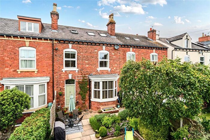 4 Bedroom Terraced House For Sale In Moorland Terrace, Garforth, Leeds, LS25