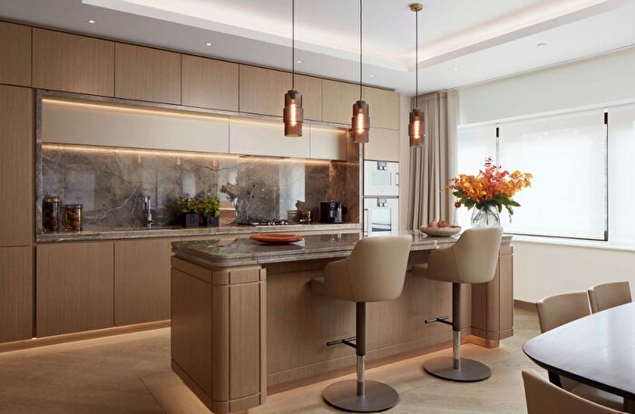 2 Bedroom Flat For Sale In Bayswater Street, London, W2