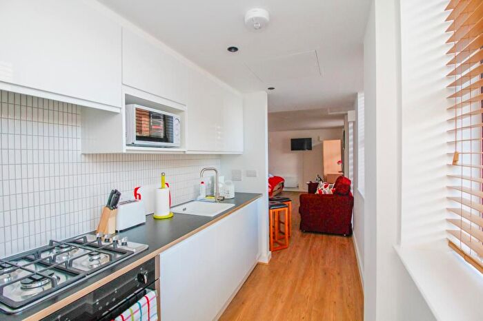 Studio To Rent In New Inn Hall Street, Oxfors, OX1