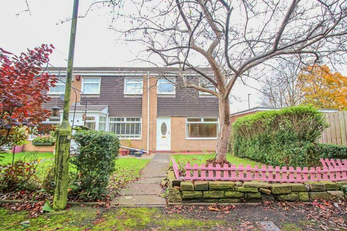 3 Bedroom Semi-Detached House To Rent In Ebchester Court, Newcastle Upon Tyne, NE3