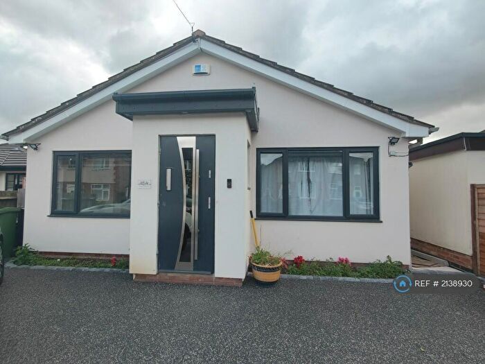 3 Bedroom Bungalow To Rent In Percival Road, Rugby, CV22