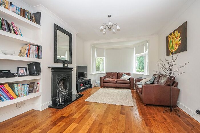 4 Bedroom Detached House To Rent In The Chase, Bromley, Kent, BR1