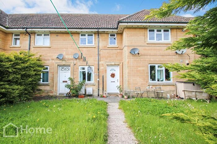 2 Bedroom Flat For Sale In Avonfield Avenue, Bradford-On-Avon, Wiltshire, BA15
