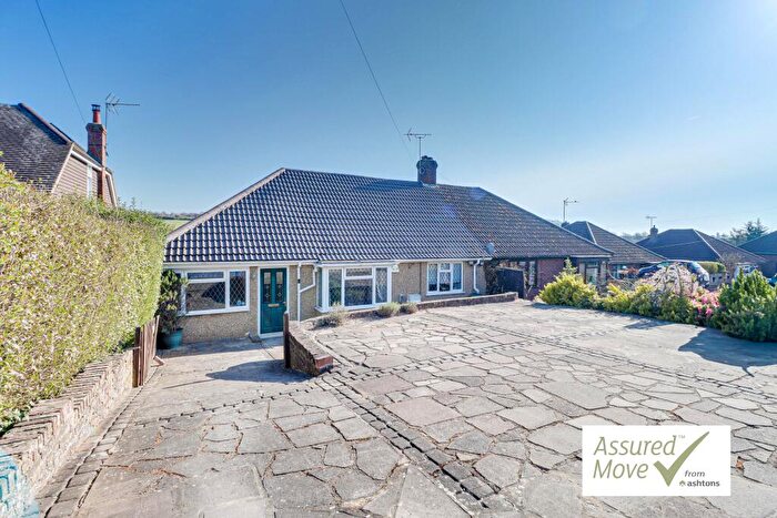 3 Bedroom Semi-Detached House For Sale In Dammersey Close, Markyate, St. Albans, AL3