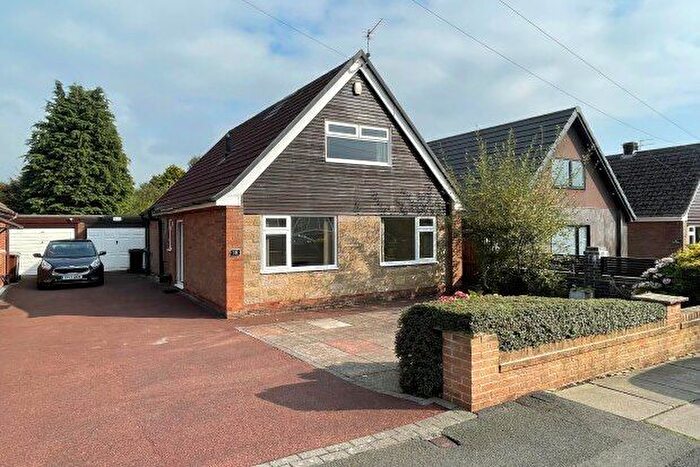 2 Bedroom Property To Rent In Talbot Grove, Bury, BL9