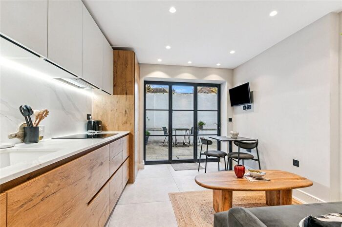 1 Bedroom Flat For Sale In Netherford Road, London, SW4