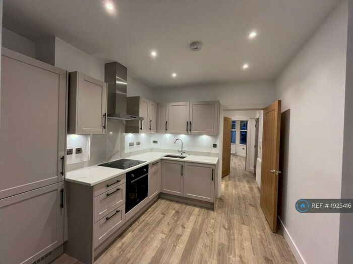 1 Bedroom Flat To Rent In Fox Lane, London, N13