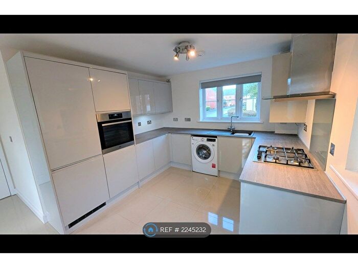 2 Bedroom Flat To Rent In Argosy Way, Newport, NP19