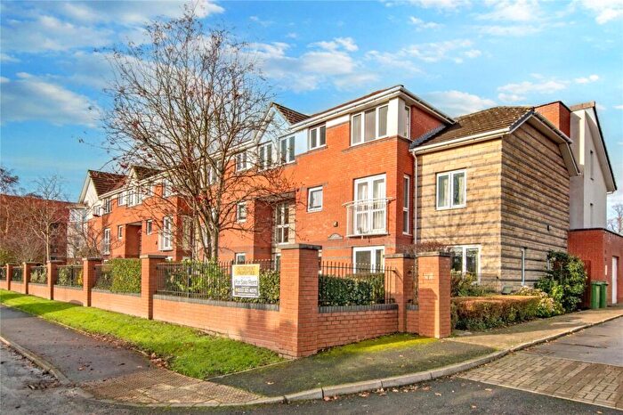 2 Bedroom Apartment For Sale In St Edmunds Court, Roundhay, Leeds, LS8