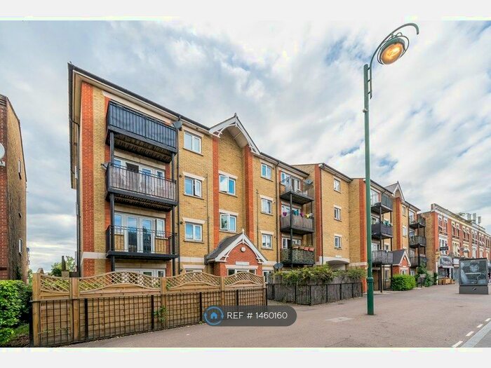 2 Bedroom Flat To Rent In Centro Court, London, E11