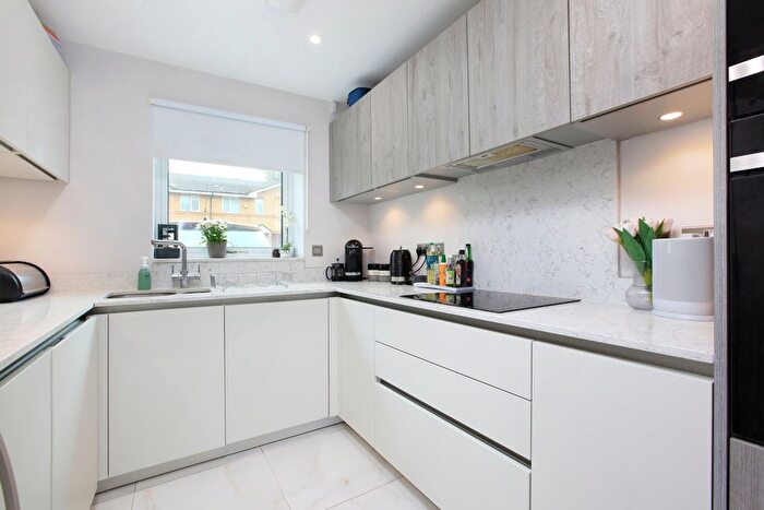 4 Bedroom Terraced House To Rent In Faren Terrace, Eveline Road, CR4