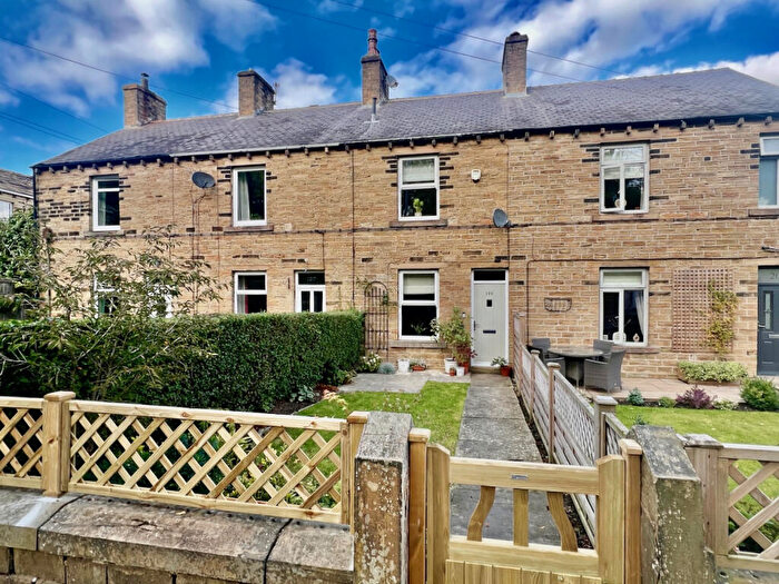 3 Bedroom Cottage For Sale In Barnsley Road, Denby Dale, Huddersfield, HD8