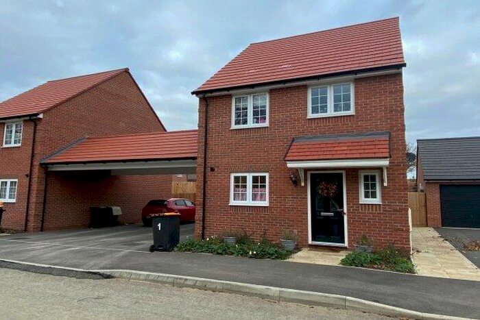 3 Bedroom Property To Rent In Garland Crescent, Bedford, MK42