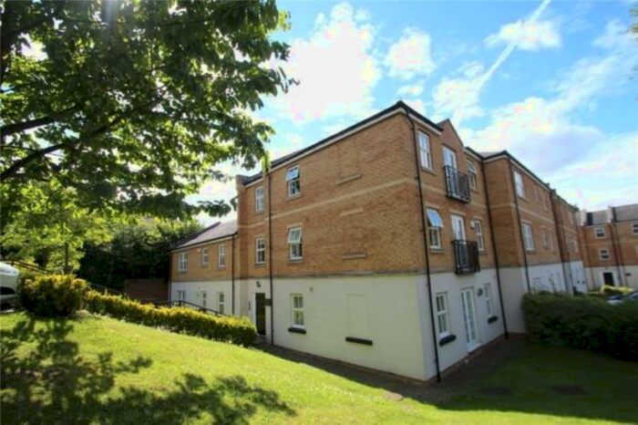 2 Bedroom Apartment To Rent In Charnley Drive, Chapel Allerton, Leeds, LS7
