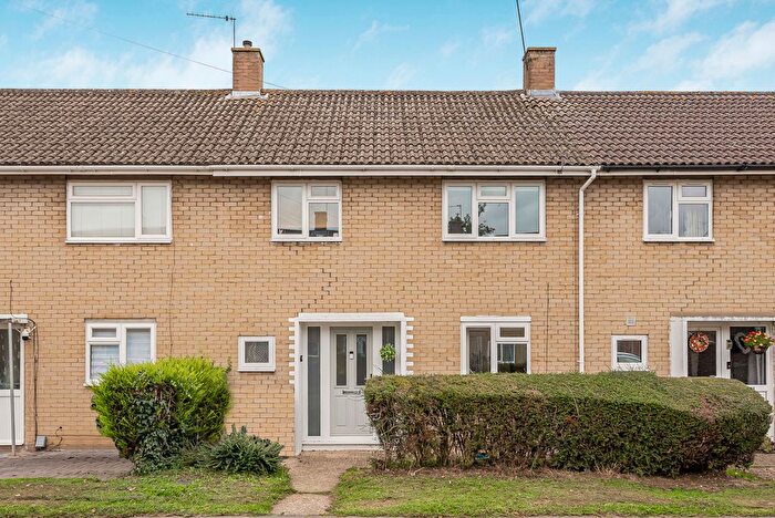3 Bedroom Terraced House For Sale In Mount Way, Welwyn Garden City, Hertfordshire, AL7