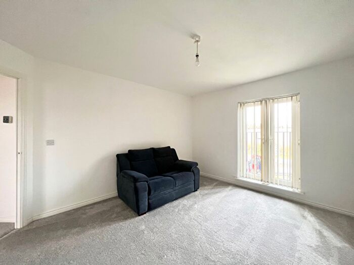 2 Bedroom Flat To Rent In Spring Gardens, Nottingham, NG8
