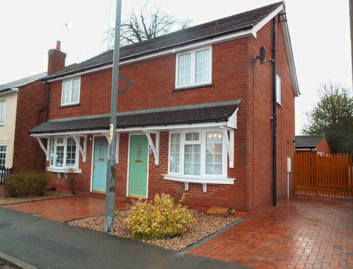 2 Bedroom House To Rent In Evesham Road, Redditch, B97