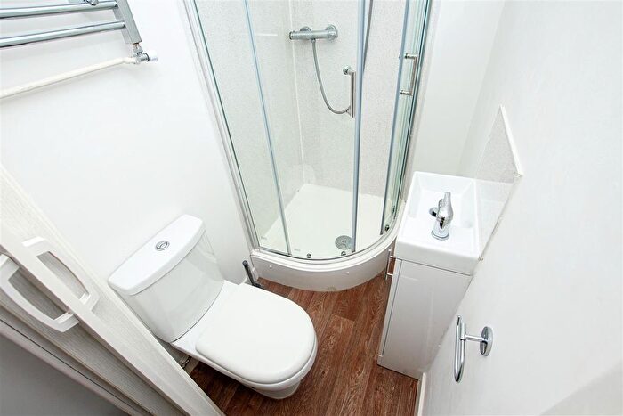 5 Bedroom Property To Rent In Heeley Road, Selly Oak, Birmingham, B29