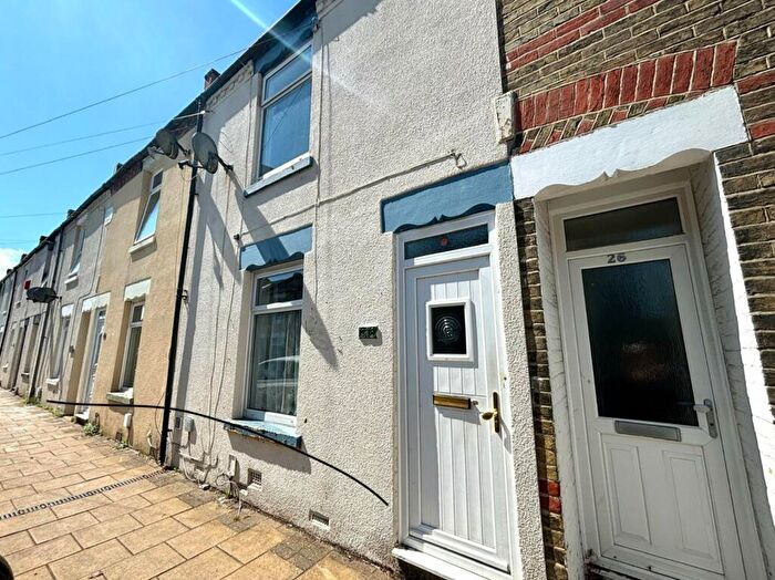 3 Bedroom Terraced House To Rent In Leonard Road, Gosport, Hampshire, PO12
