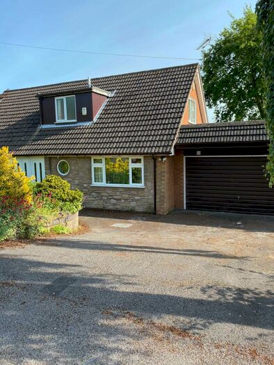 3 Bedroom Bungalow To Rent In Chestnut Avenue, Ravenshead, NG15