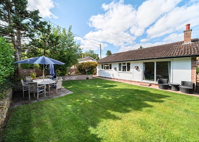 2 Bedroom Bungalow For Sale In The Wriggle, Wrigglebrook, Kingsthorne, Herefordshire, HR2