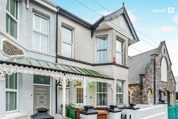 3 Bedroom End Of Terrace House For Sale In Beauchamp Road, Peverell, Plymouth, PL2