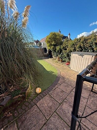 3 Bedroom Maisonette To Rent In Carbery Lane, Bournemouth, BH6