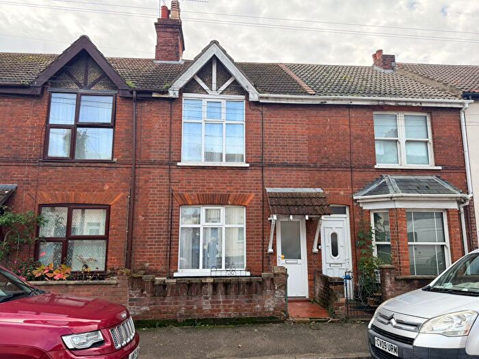 3 Bedroom Terraced House To Rent In Norwich Road, Lowestoft, NR32