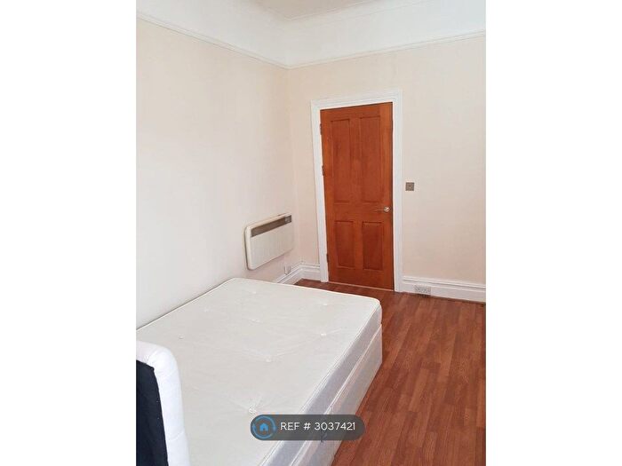 Studio To Rent In Leyton, London, E10