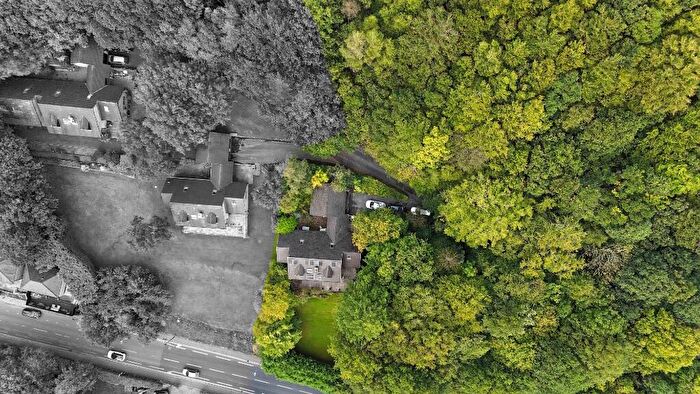 4 Bedroom Detached House For Sale In Anglezarke, Wakefield Road, Copley, HX3