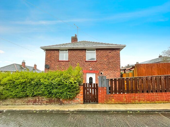 3 Bedroom Semi-Detached House To Rent In Surrey Crescent, Consett, Durham, DH8