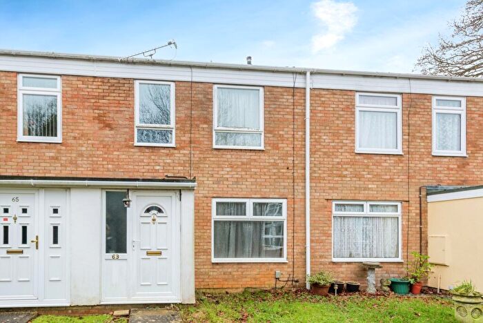 3 Bedroom Terraced House For Sale In Austen Crescent, Swindon, Wiltshire, SN3