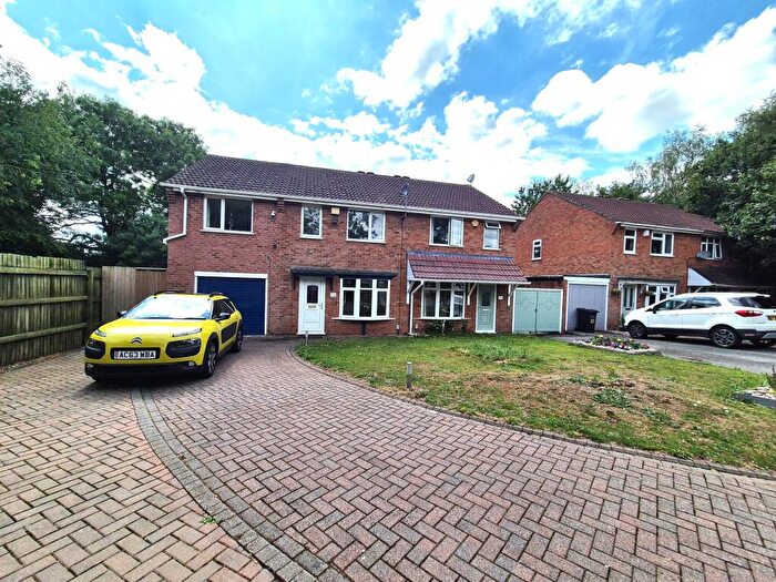5 Bedroom Semi-Detached House To Rent In Brendon, Wilnecote, B77