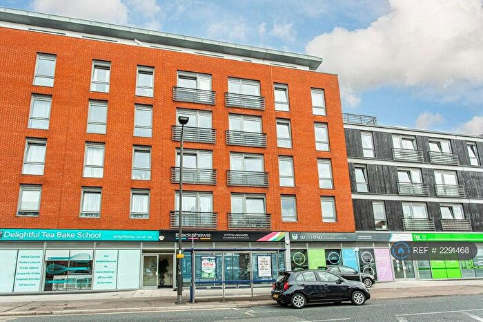 2 Bedroom Flat To Rent In Southchurch Road, Southend On Sea, SS1