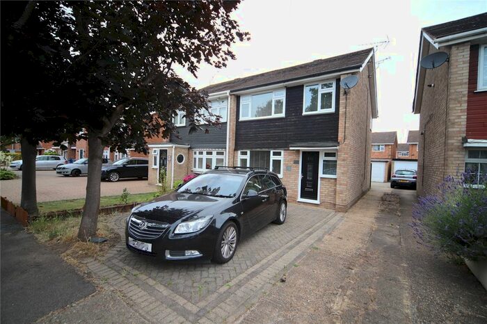 3 Bedroom Semi-Detached House To Rent In Branksome Avenue, Stanford-Le-Hope, Essex, SS17