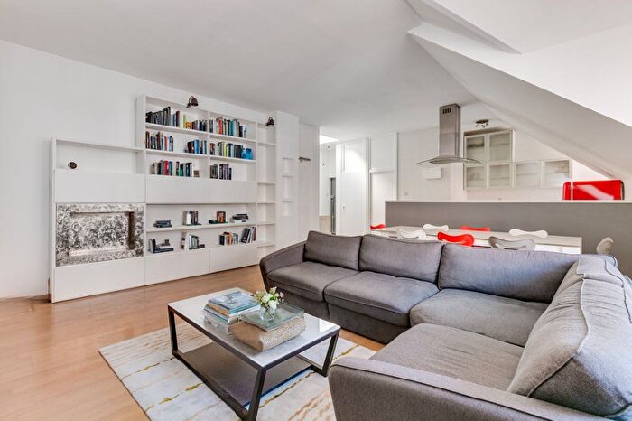 2 Bedroom Flat For Sale In Coleherne Road, Chelsea, London, SW10