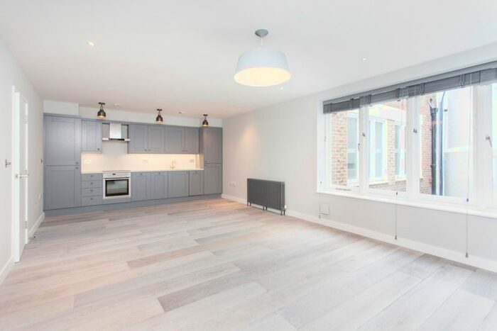 1 Bedroom Flat To Rent In St. Martin's Lane, London, WC2N